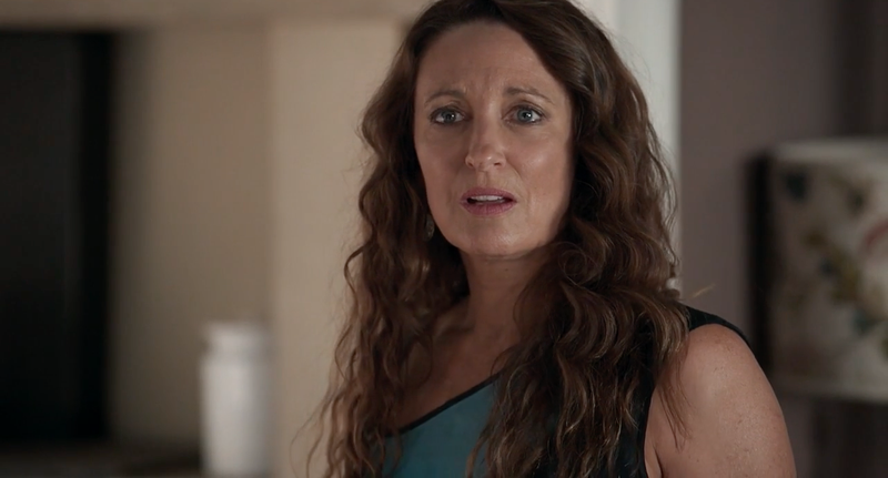 Spoilers de local y visitante, Roo Stewart