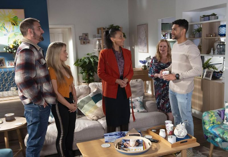 Neighbors spoilers, Levi Canning, Sheila Canning, Evelyn Farlow, Kyle Canning, Roxy Willis