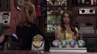 'Coronation Streeti' spoilerid: Daisy Midgeley põhjused valmistavad Jennyle peavalu