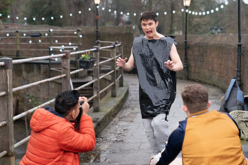 Ollie Morgan og Imran Maalik i Hollyoaks