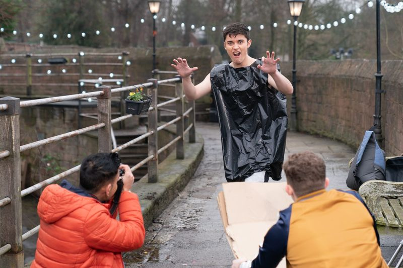 Ollie Morgan og Imran Maalik i Hollyoaks
