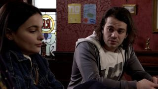 Spoilery na Coronation Street: Seb Franklin walczy ze swoimi uczuciami do Aliny