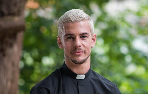 Joel Dexter are câteva cuvinte de precauție pentru tatăl său.
