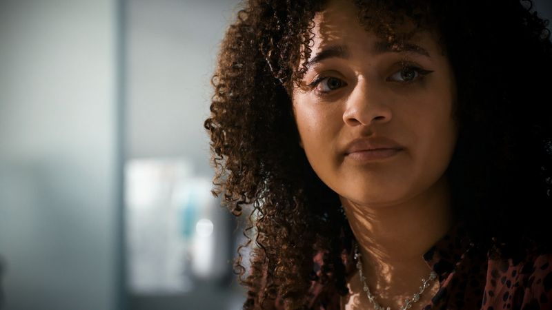 Mia à Holby City