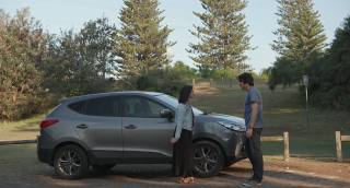 Spoiler Home e Away: Ben Astoni convincerà la moglie Maggie a restare?