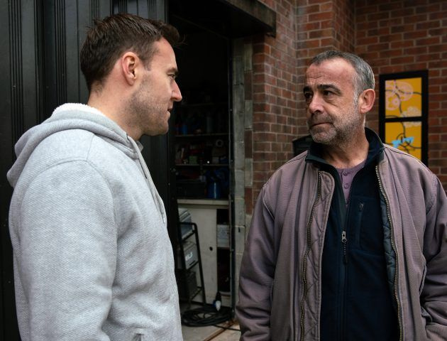 Spoilers pe Coronation Street: Kevin Webster aruncă o bombă asupra lui Tyrone!