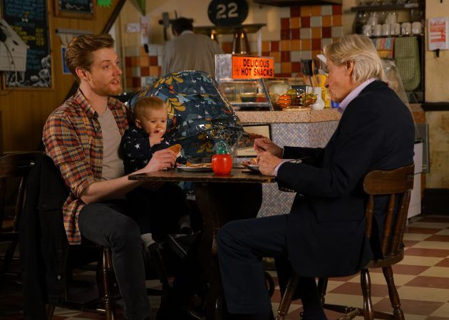 Ken je zadovoljen, da je Daniel srečen in zdrav v ulici Coronation Street