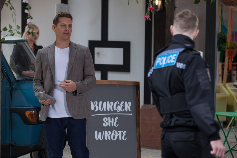John Paul og George Kiss i Hollyoaks