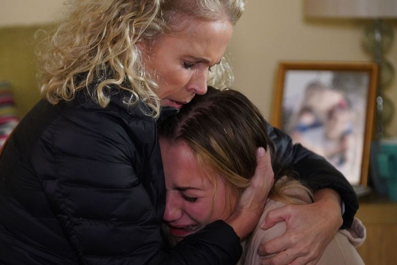EastEnders Lisa Fowler ja Louise Mitchell