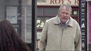 Spoilers pe Coronation Street: poate Roy Cropper să salveze o Nina îndurerată?