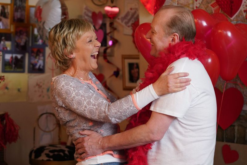 Jean Slater en Daniel Cook in EastEnders