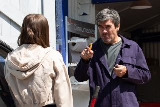 Spoilers de 'Emmerdale': Cain Dingle recibe una invitación que no puede rechazar