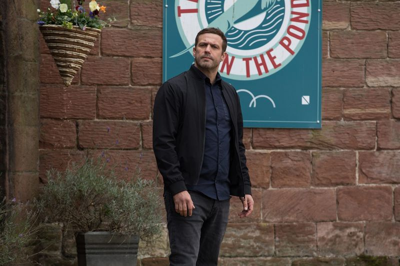 Warren Fox en Hollyoaks