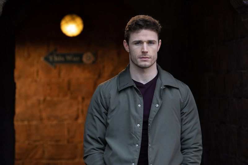 Ο George Kiss που υποδύεται ο Callum Kerr στο Hollyoaks