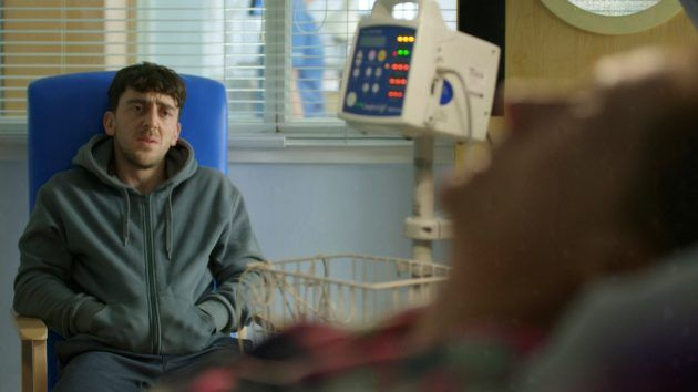 Spoilers de los médicos, Oliver Bailey