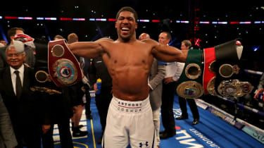 Anthony Joshua är den regerande mästaren i IBF, WBA (Super), IBO och WBO i tungviktsboxning