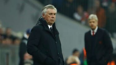 Carlo Ancelotti navrhl, aby nahradil Arséna Wengera jako manažera Arsenalu