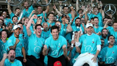 F1 : Lewis Hamilton et Mercedes dédient un doublé record à Niki Lauda
