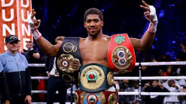 Anthony Joshua firar sin seger i returmatchen mot Andy Ruiz Jr i Saudiarabien