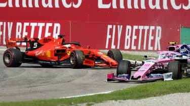 Sebastian Vettel z Ferrari sa na Veľkej cene Talianska F1 zrazil s Lanceom Strollom z tímu Racing Point