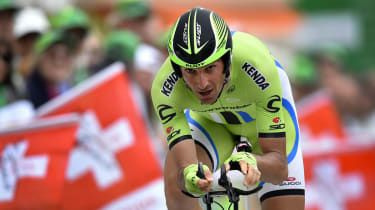 Jazdec Tour de France Ivan Basso má šok z rakoviny semenníkov