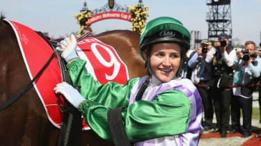 151103-michelle-payne.jpg
