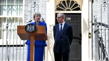 F1: Theresa May havde 'kugler af stål' - Lewis Hamilton roser tidligere premierminister