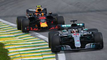 F1: Lewis Hamilton želi 'epsko' bitko za naslov z Red Bullom