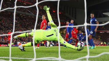 Liverpool proti Man Utd: Mourinhu ustreza 'težka' pat situacija