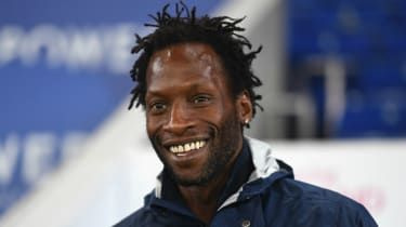 Fanúšikovia sú pobúrení po tom, čo Paddy Power ponúkol kurzy na zosnulého futbalistu Uga Ehiogu