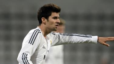 Zidane gör det till en familjeaffär i Madrid