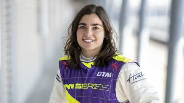 F1: Jamie Chadwick slutter seg til Williams Racing Driver Academy