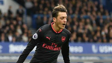 Mesut Özil Arsenal Atletico Madrid