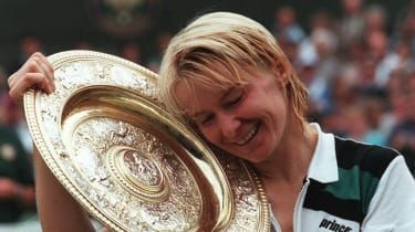 Voormalig Wimbledon-kampioen Jana Novotna sterft op 49-jarige leeftijd