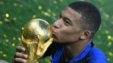 Napastnik PSG Kylian Mbappe wygrał Puchar Świata Fifa 2018 z Francją