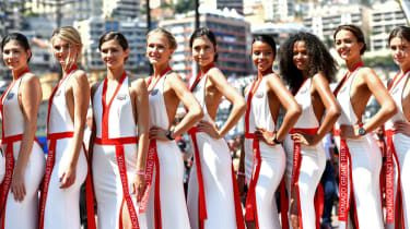 Grid girls sa chystajú na návrat do F1 na VC Monaka