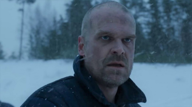 David Harbour Stranger Things säsong 4 -behållare