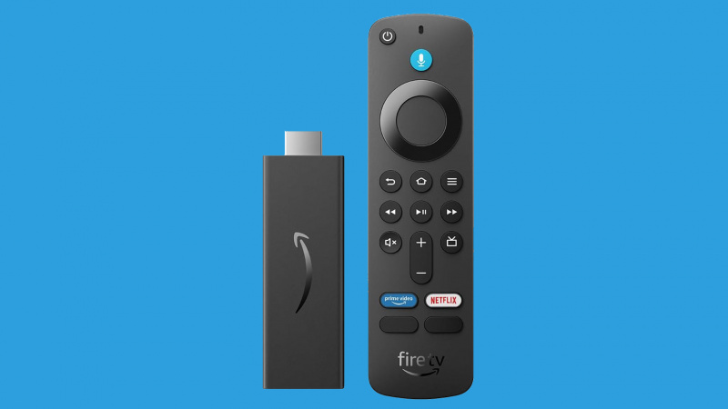   Amazon Fire TV Stick HD กับพื้นหลังสีน้ำเงิน