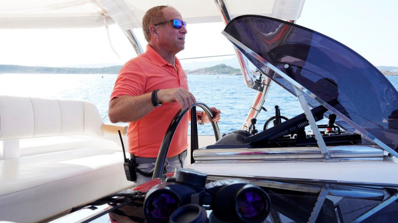  Capitano Glenn Shepherd sul Parsifal III sullo yacht a vela sottocoperta stagione 4