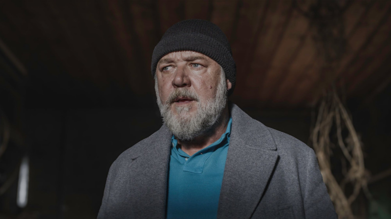   Russell Crowe elokuvassa Sleeping Dog