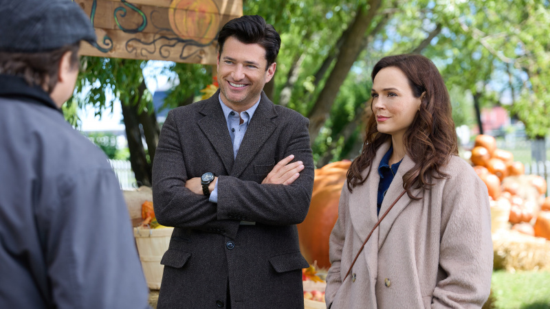 Wes Brown, Erin Cahill i höst på Apple Hill