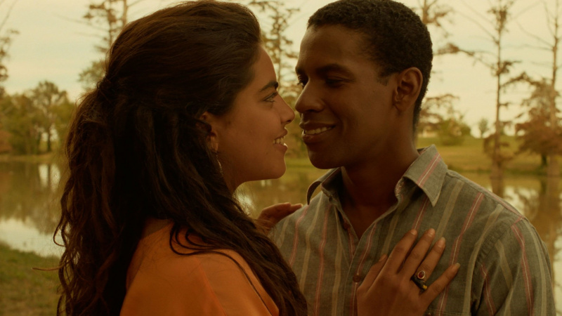   Sarita Choudhury ja Denzel Washington intiimsel hetkel Mississippi Masalas