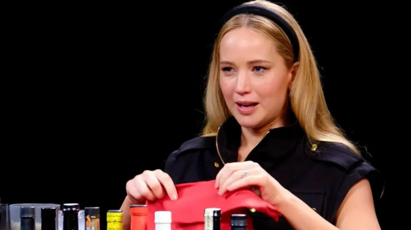   Sıcak Olanlar'da Jennifer Lawrence