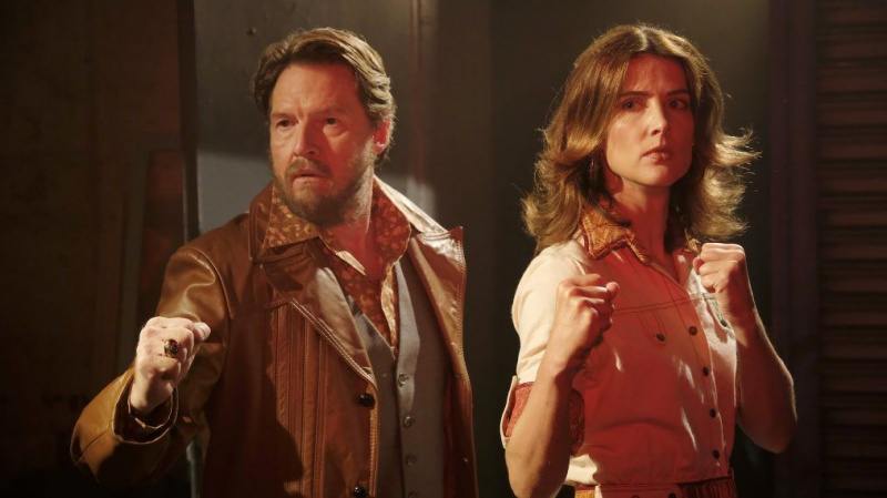 Primo sguardo: PI Artie Banks di Donal Logue e Dex's '70s Team-Up on' Stumptown '(FOTO)