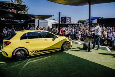 Mercedes-AMG A 45 S 4MATIC + (2019); kombinovaná spotreba paliva: 8,4-8,3 l / 100 km; Kombinované emisie CO2: 192 – 189 g / km * Mercedes-AMG A 45 S 4MATIC + (2019); Kombinovaná spotreba paliva: 8,4-