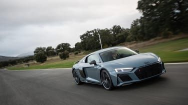 Audi R8 2019 apskats: kā ikdienas superauto darbojas trasē?