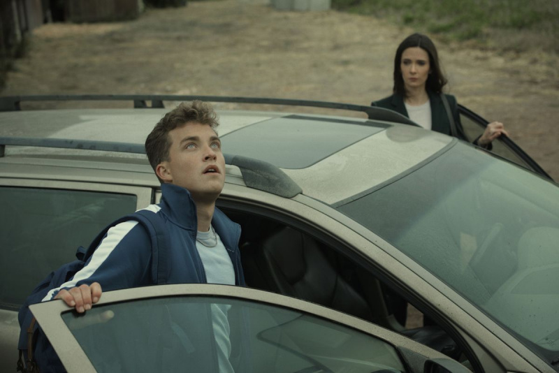 Jordan Alsazia Elizabeth Tulloch Superman Lois 102 Jonathan Kent