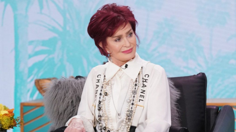L'interruption de « The Talk » a été prolongée lors de l'examen du langage raciste qui aurait été utilisé par Sharon Osbourne
