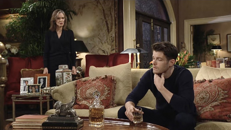   Susan Walters และ Michael Mealor ในบท Diane และ Kyle ในช่วงเวลาอันเศร้าหมองใน The Young and the Restless
