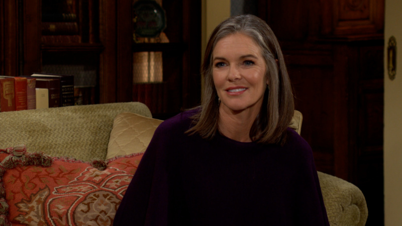   Susan Walters als Diane glimlachend in The Young and the Restless